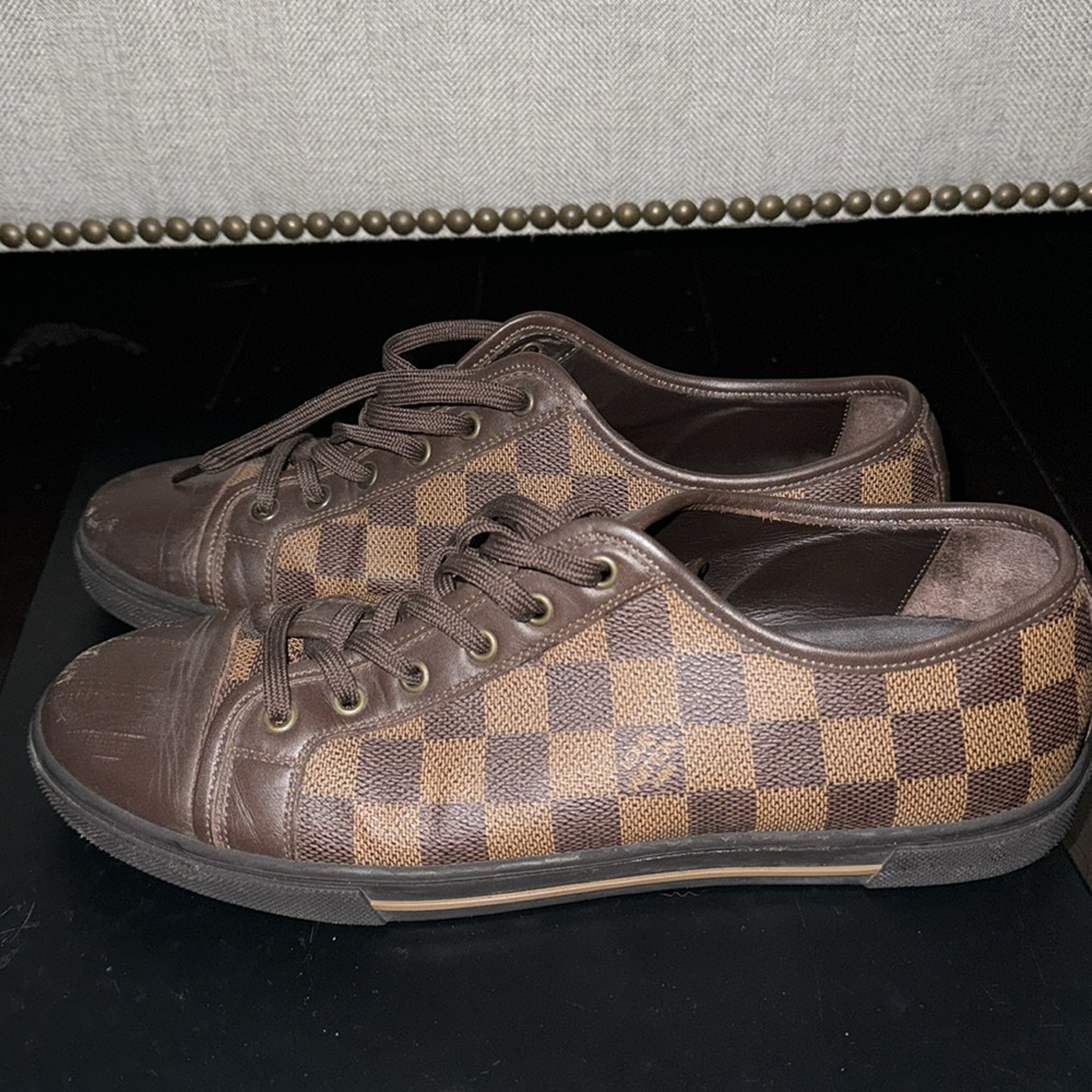 Los Vuitton damier tennis shoes - Picture 2 of 5